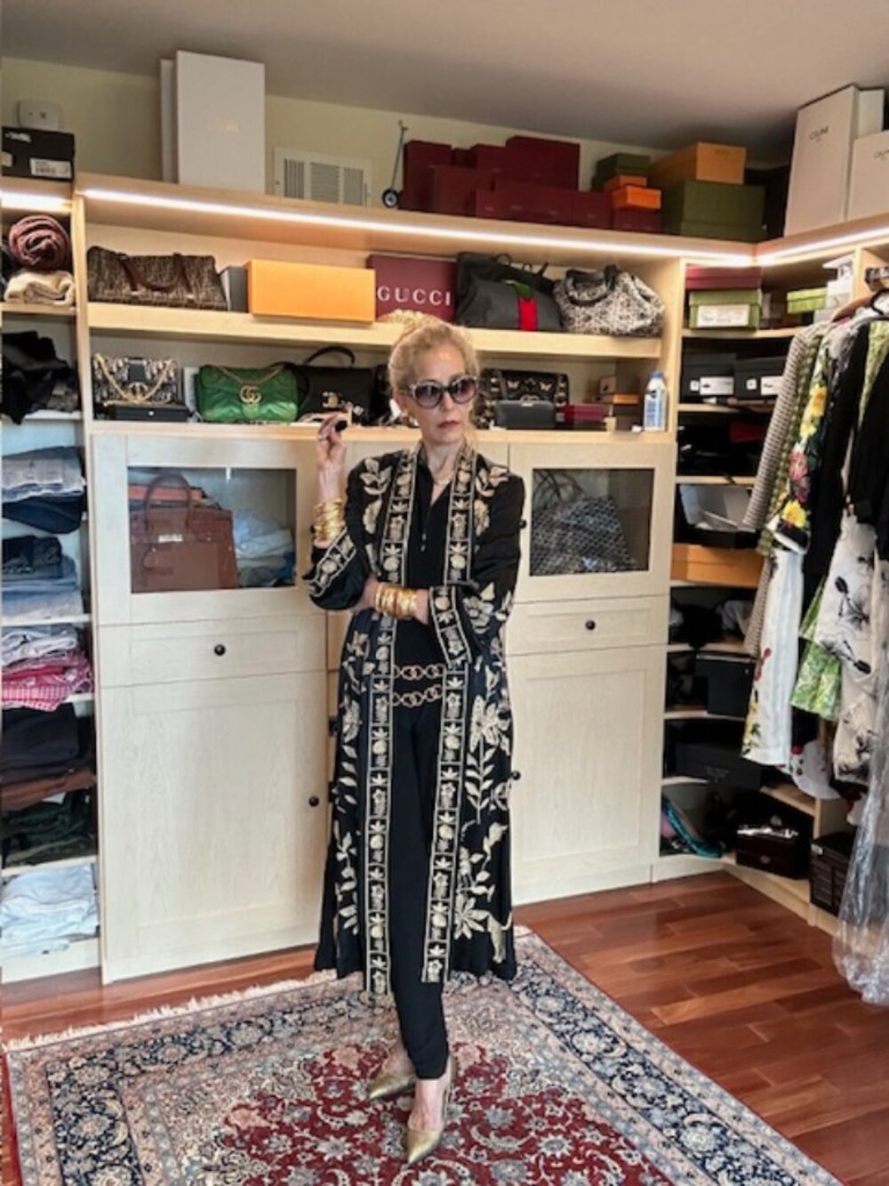 Johnny Was Embroidered Size XXS Black And Gold Silk Kimono